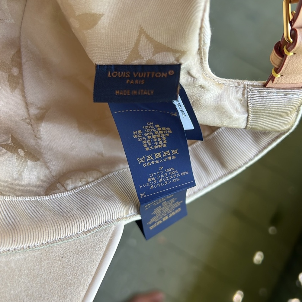 LOUIS VUITTON LV First Cap - Picture 13 of 13